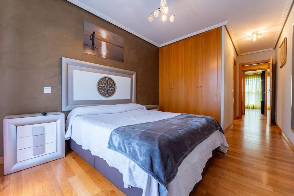 Apartamento En El Corazon De La Ciudad Con Parking Santander Esterno foto