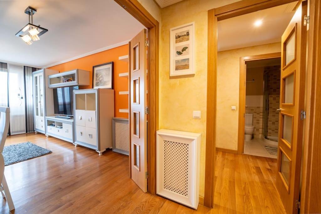 Apartamento En El Corazon De La Ciudad Con Parking Santander Esterno foto